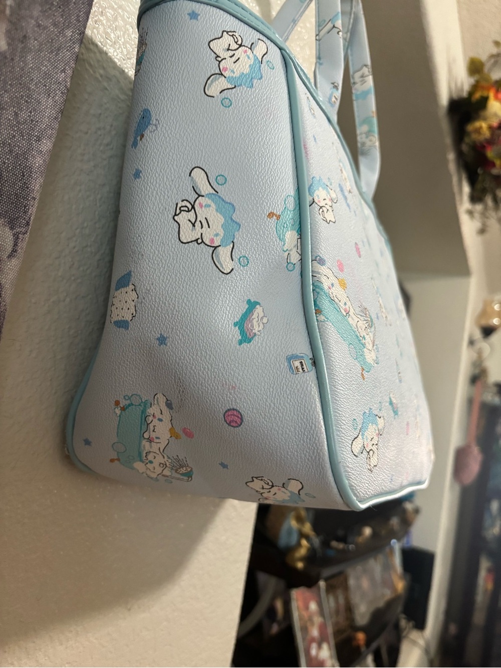 Sanrio Cinnamoroll Pastel Blue and White Tote Shoulder Bag - Picture 7 of 11